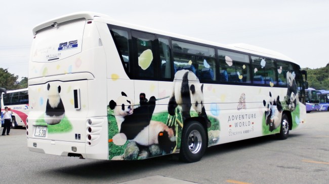 バスラッピング 株式会社 明光バス様 看板は新宮看板広告