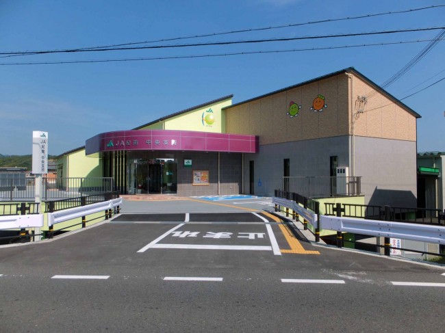 店舗サイン工事 株式会社 東宝建設様 看板は新宮看板広告